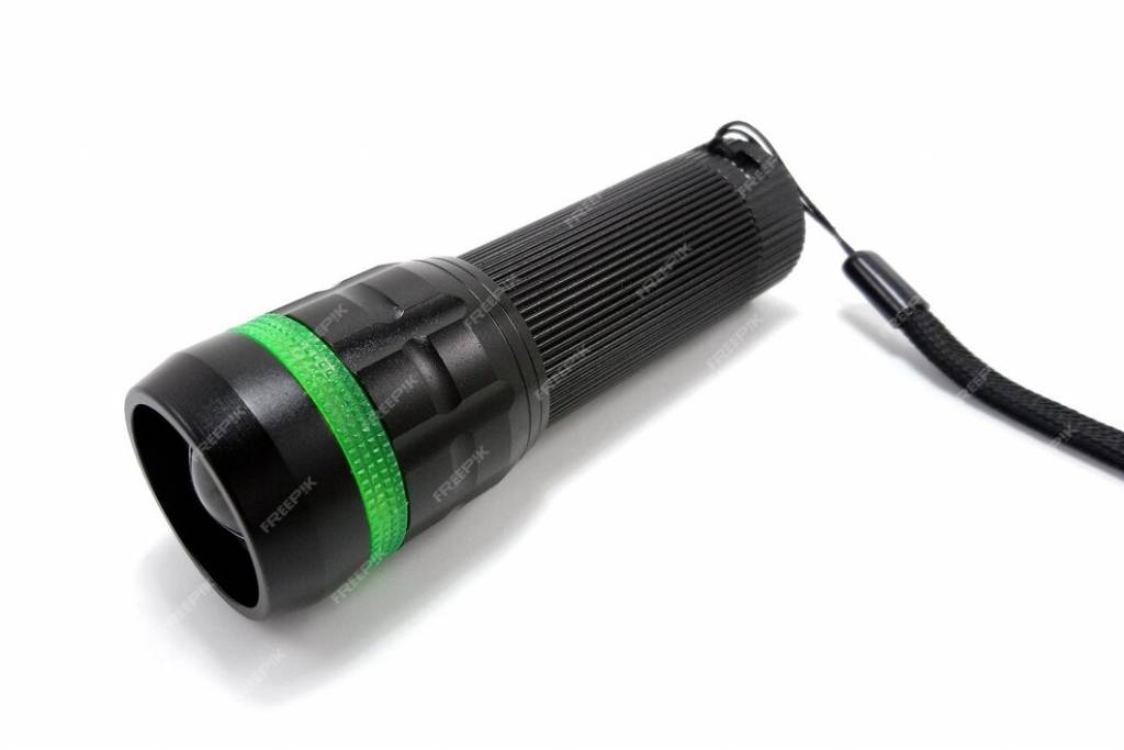 Следком организовал проверку по факту поражения электрошокером семилетнего мальчика в Первомайке