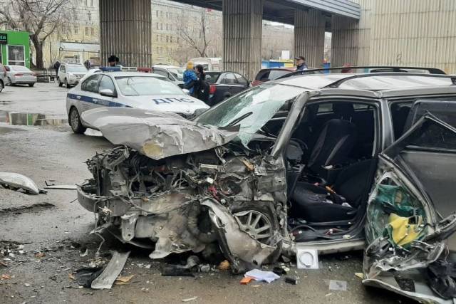За гибель пассажира в ДТП с деревом автомобилист предстанет перед судом в Новосибирске