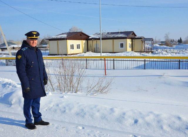 После вмешательства прокуратуры достроили ФАП в Каргатском районе