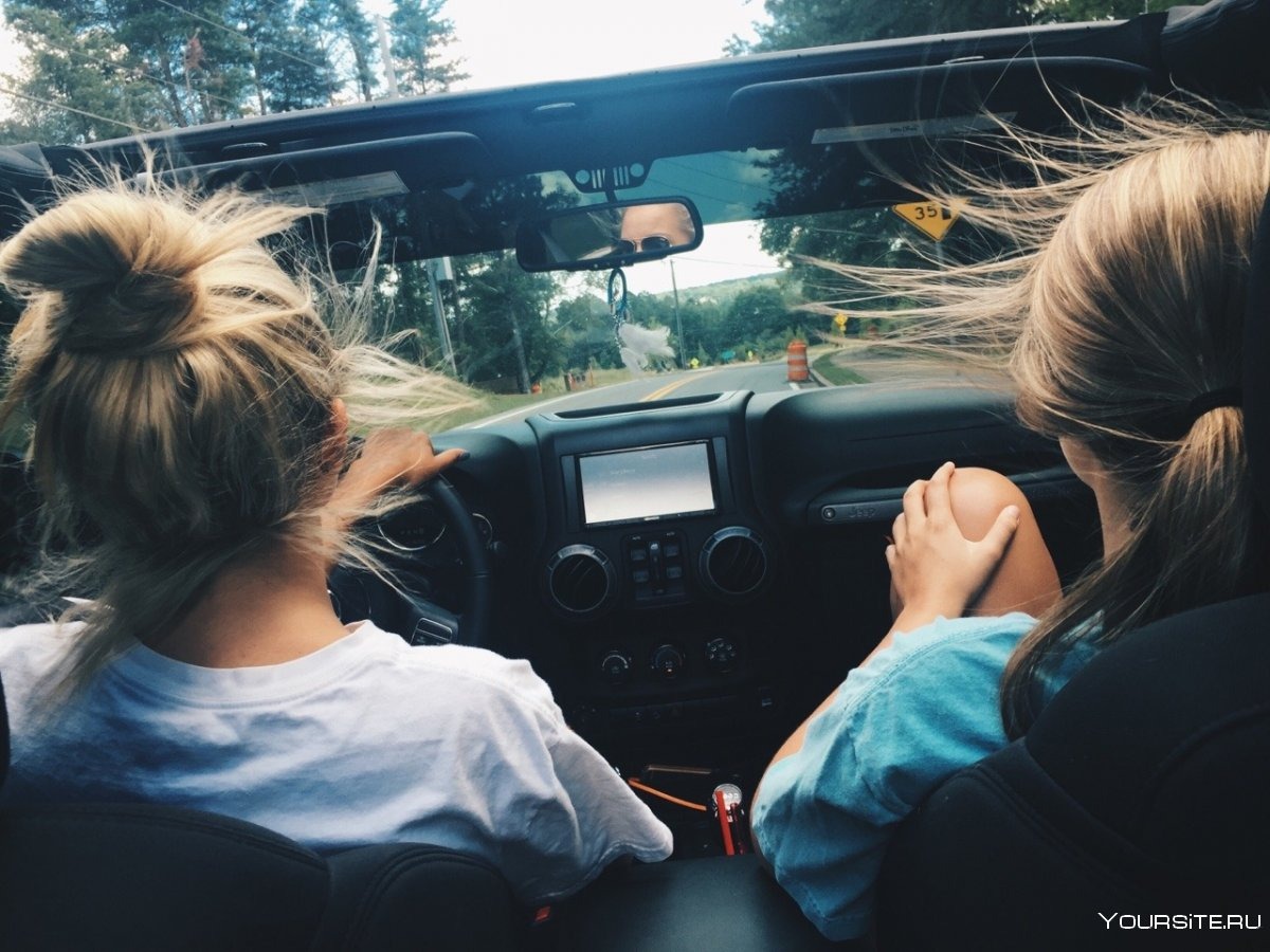 Дружба закончилась: жительницу Новосибирска осудили за продажу подруге залогового авто