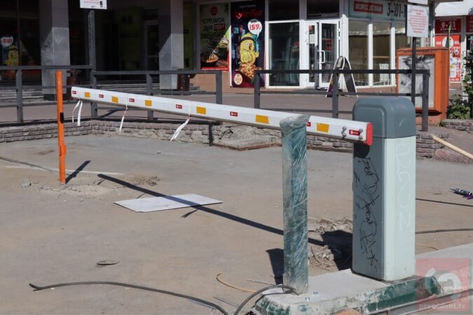 Мэрия в два раз сократила бесплатное время парковки в центре Новосибирска