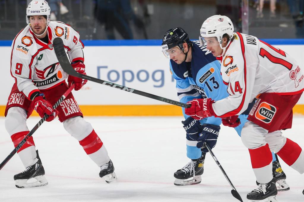 В Новосибирске «Автомобилист» разгромил «Сибирь» в матче чемпионата КХЛ