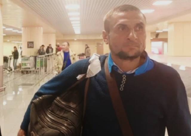 Новосибирский моряк вернулся домой после четырех месяцев в африканском плену