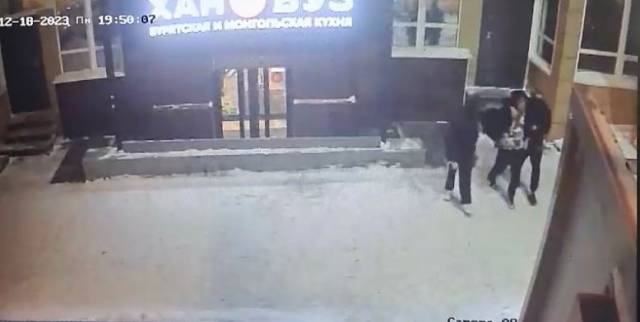 В Новосибирске похитили подростка из кафе «Хан Буз»