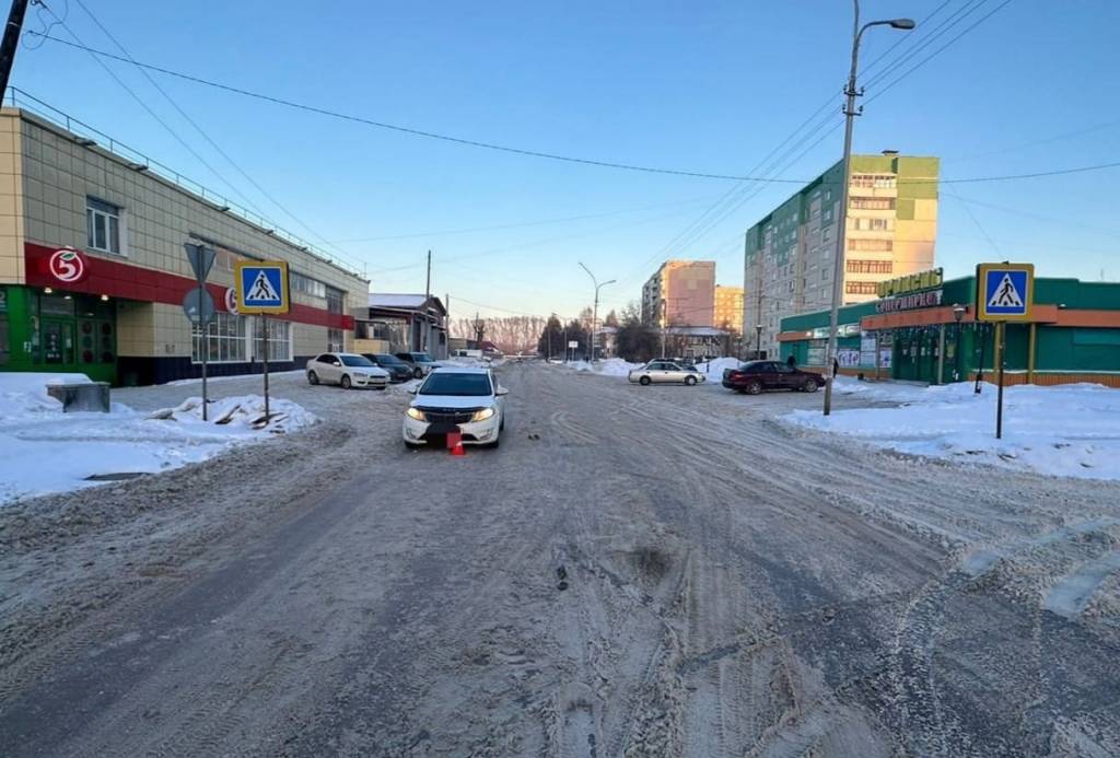 В Бердске женщина на иномарке сбила 90-летнюю пенсионерку