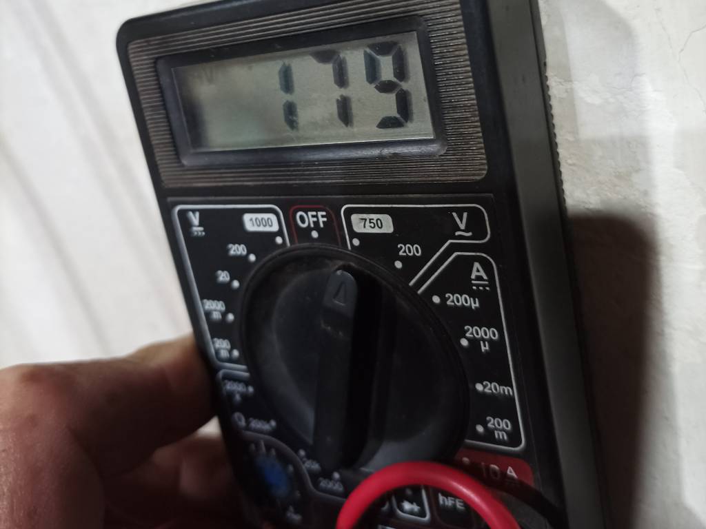 «Светомузыка» нон-стоп: в домах жителей поселка Тулинский мигает и отключается свет