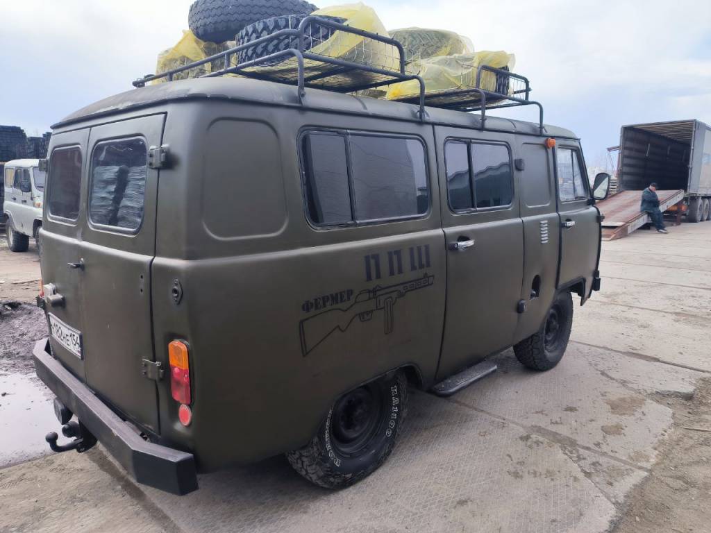 Из Новосибирской области в зону СВО доставили 2 автомобиля и несколько тонн гуманитарного груза