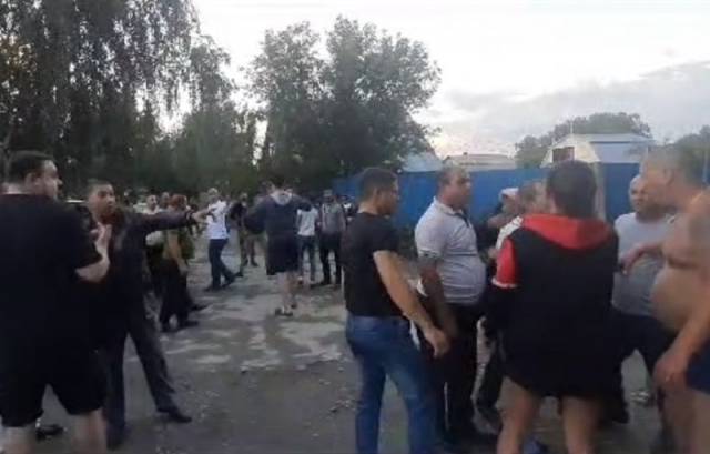 В Новосибирской области цыганский табор «терроризирует» жителей СНТ