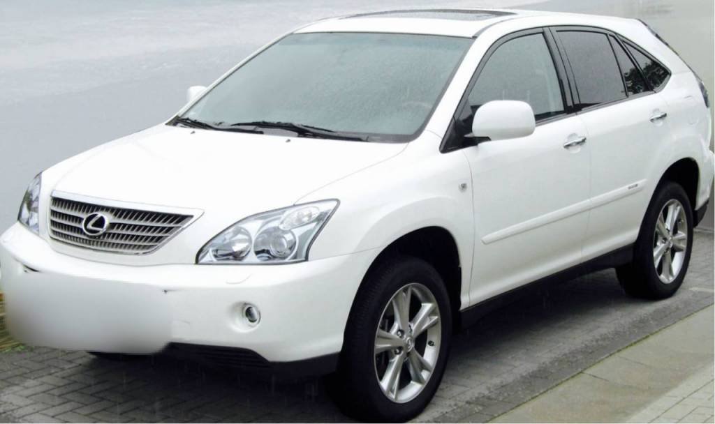 Новосибирцу запретили ездить на Lexus из-за прежнего владельца авто