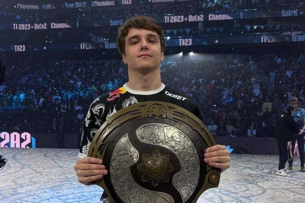 Киберспортсмен из Новосибирска выиграл чемпионат мира The International по Dota 2