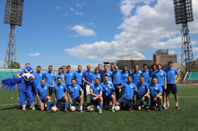 Футбольная общественность обратилась к губернатору Травникову из-за неоправданных расходов ФК «Новосибирск»