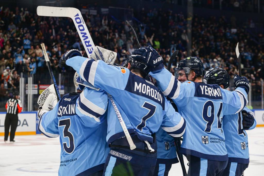 «Сибирь» вырвала дома победу у «Амура» по буллитам