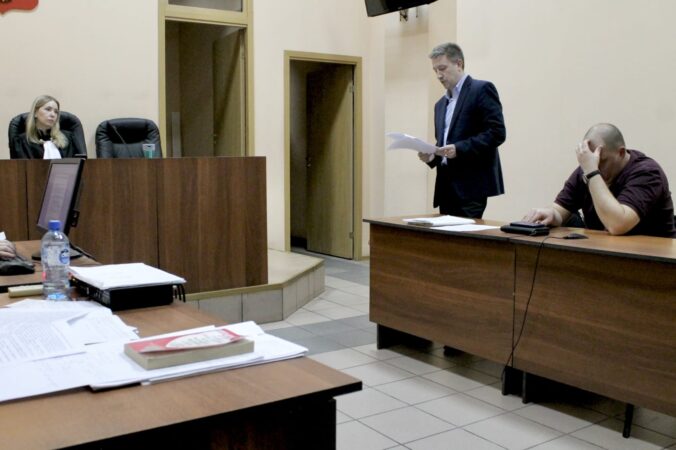 В Новосибирске суд разрешил оперировать хирургу