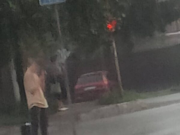 Куда они исчезли: новосибирцы возмутились отсутствием остановочных павильонов в Ленинском районе