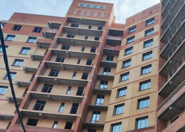 В Новосибирске достраивают проблемные дома на улице Есенина