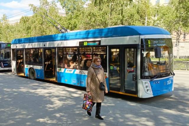 В Новосибирске более 2200 единиц общественного транспорта оснастят валидаторами