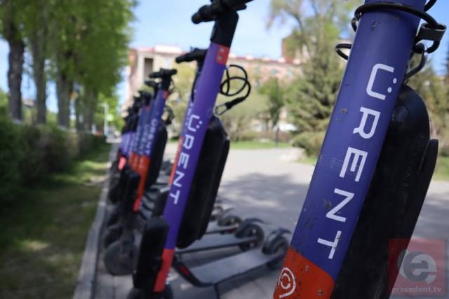 В Новосибирской области усилят контроль за электросамокатами и моноколёсами