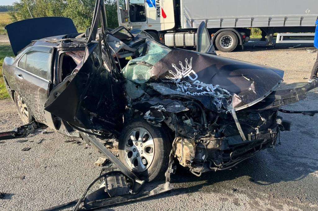 Молодой человек погиб в дорожной аварии под Новосибирском