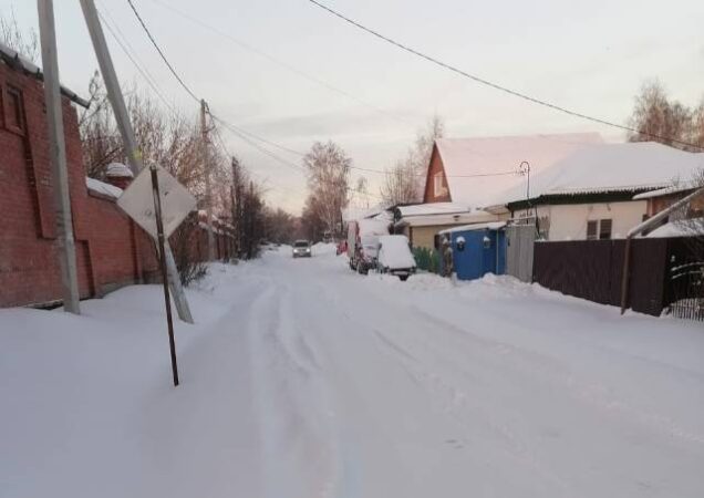 В мэрии Новосибирска и МВД прокомментировали массовые нарушения ПДД на улице Тамбовской