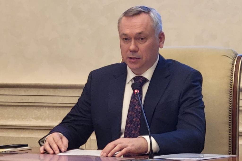 Новосибирский губернатор зарегистрировал свои соцсети в РКН