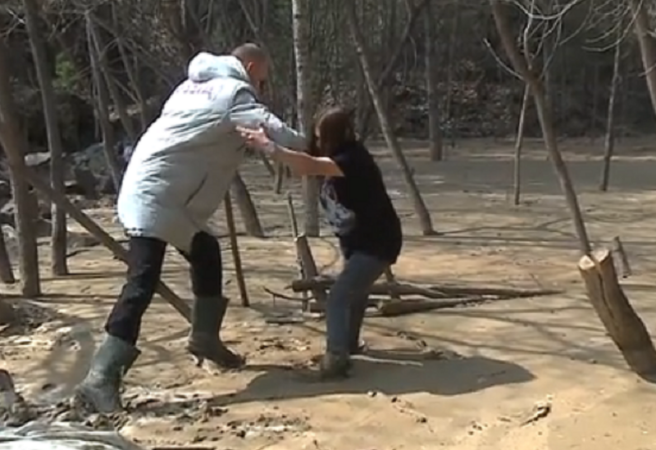 В Новосибирске дачи в СНТ «Цветущая Плющиха» затопило глиной со стройки ГК «Дискус»