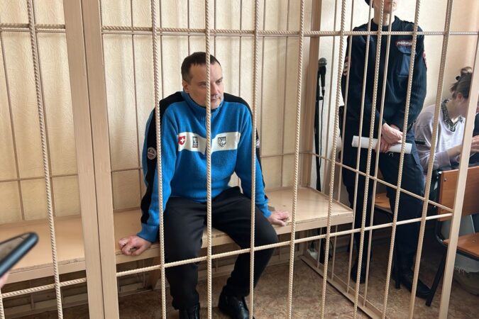 Суд оставил на работе арестованного министра ЖКХ и энергетики НСО