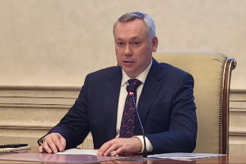 Губернатор Новосибирской области опроверг слух об отставке