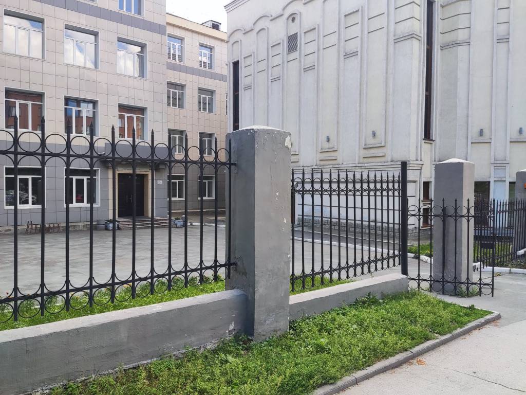 В Новосибирске от музыкальной школы требуют вернуть государству деньги