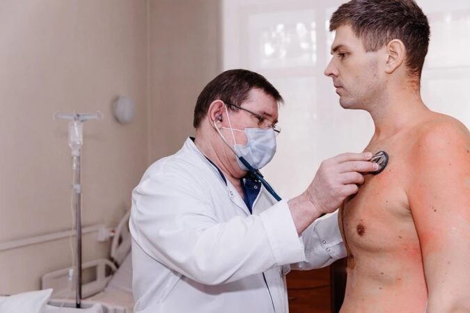 Мужчина чуть не умер после быстрого похудения: его спасли новосибирские врачи