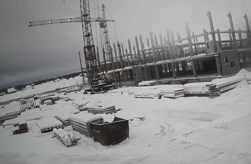 «Обратный отсчет»: В Новосибирске снизилась степень готовности концессионной школы на Спортивной