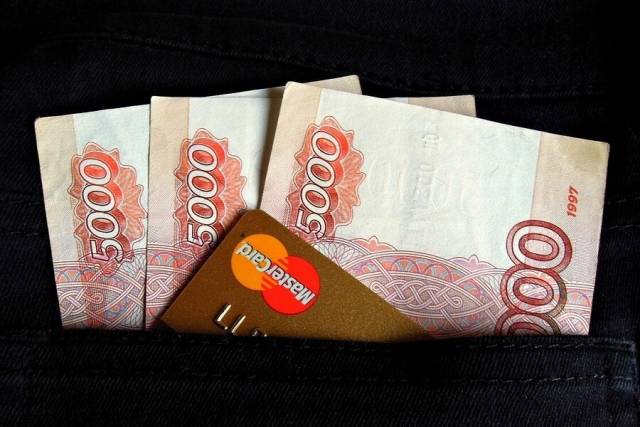 Повышение зарплат с 1 июля 2023 года: причем здесь новый МРОТ