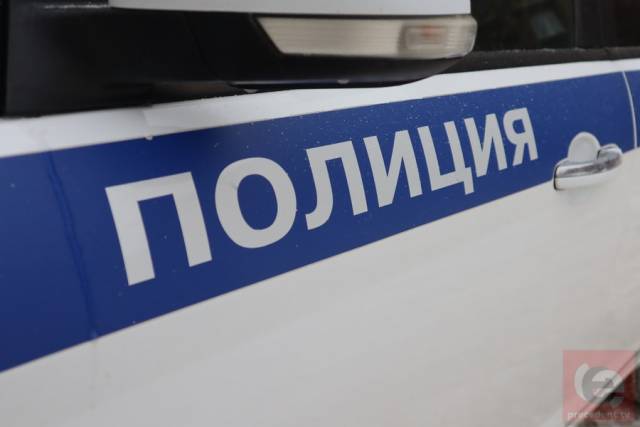 В Новосибирске сотрудник полиции купил наркотики и попал под уголовное дело