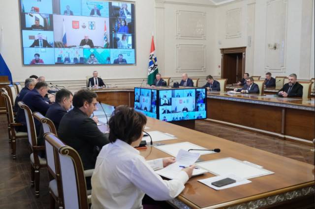 Новосибирская область − лидер среди регионов Сибири по объёмам финансирования и выполнения национальных проектов