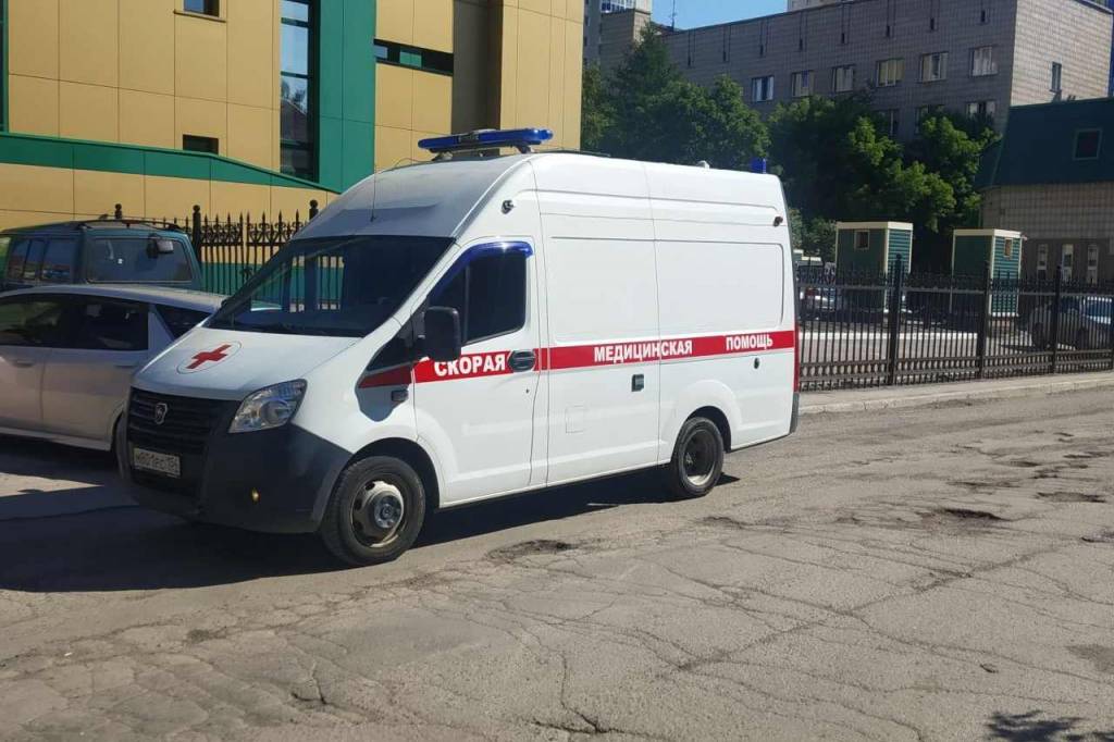 Труп пенсионерки обнаружили в запертой квартире на улице Танковой в Новосибирске