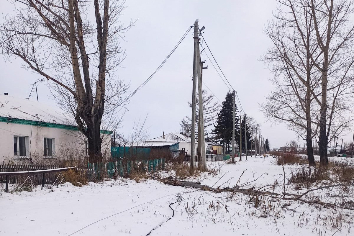 Шторм продолжает обрывать провода в Новосибирской области