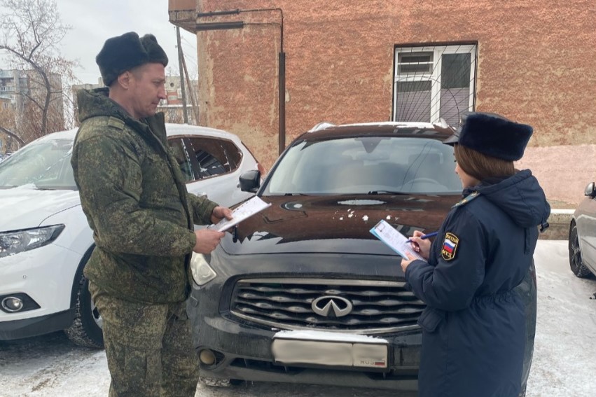 В Новосибирске у пьяного водителя конфисковали внедорожник