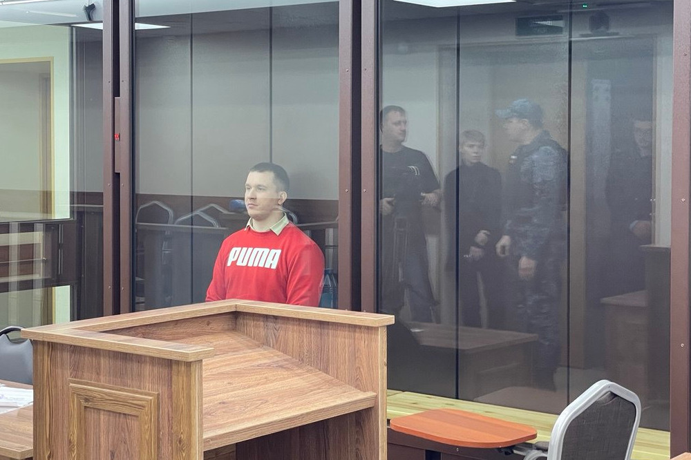 Лидер новосибирских скинхедов подбивал заключенных на теракты