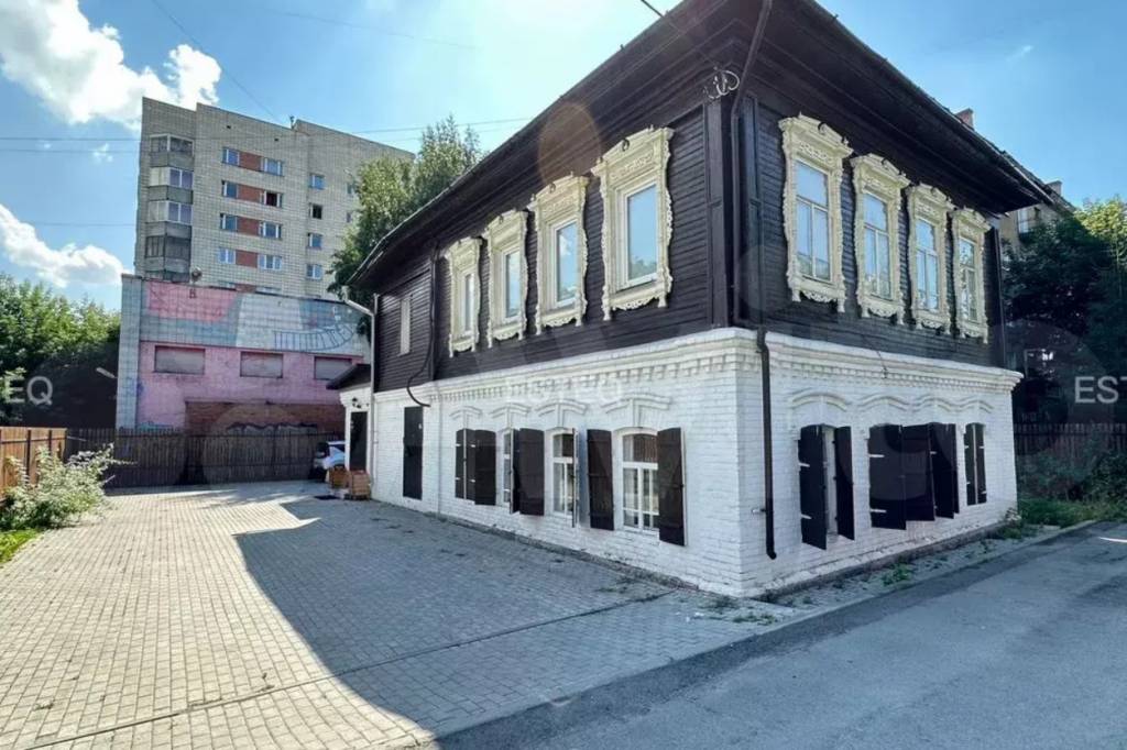 В Новосибирске продают историческое здание за 33 млн рублей