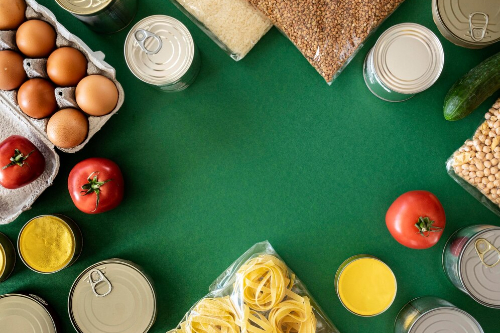 Минимальный набор продуктов новосибирцев подорожал на 2% за месяц