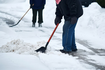 Дворники стали востребованной профессией в Новосибирске