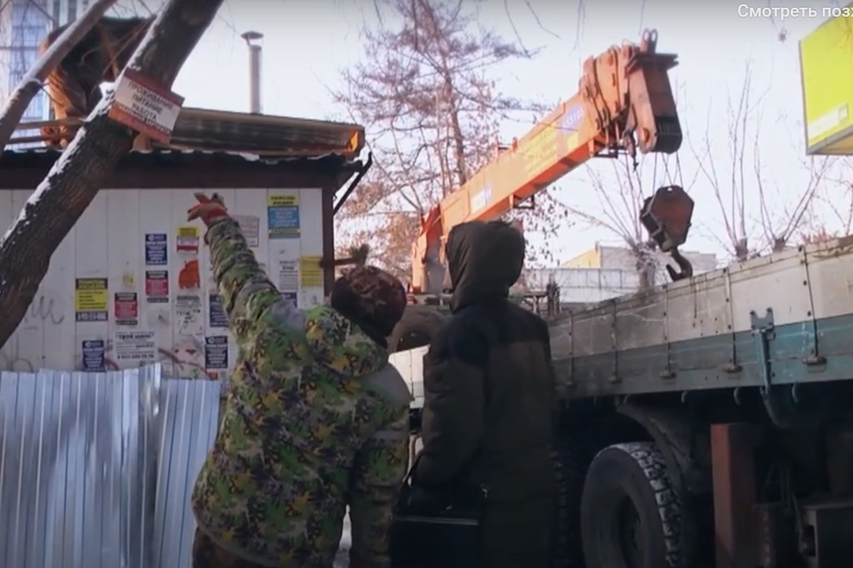 Мэрия Новосибирска не смогла снести магазин у НГАУ из-за моратория