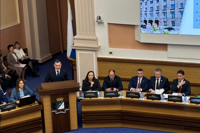 Мэр Кудрявцев отчитался перед Горсоветом Новосибирска по итогам 2024 года