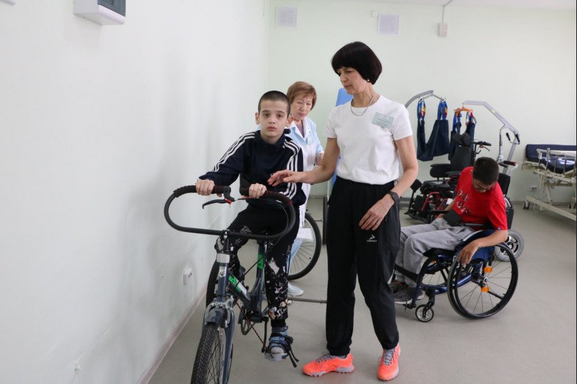 В Новосибирске расширен круг получателей выплат по уходу за детьми-инвалидами