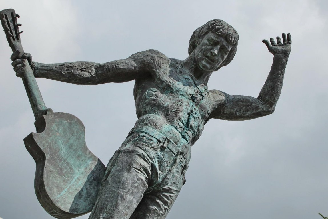 Стала известна причина отмена концерта Высоцкого в Новосибирске