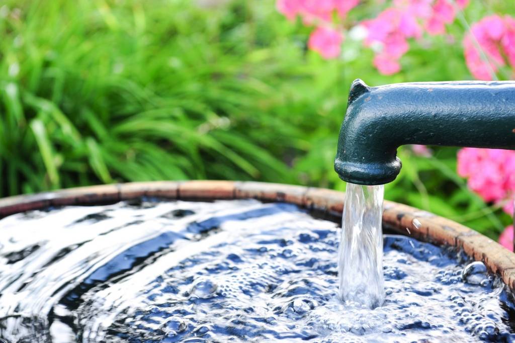 В шести селах Новосибирской области отключат воду по решению суда