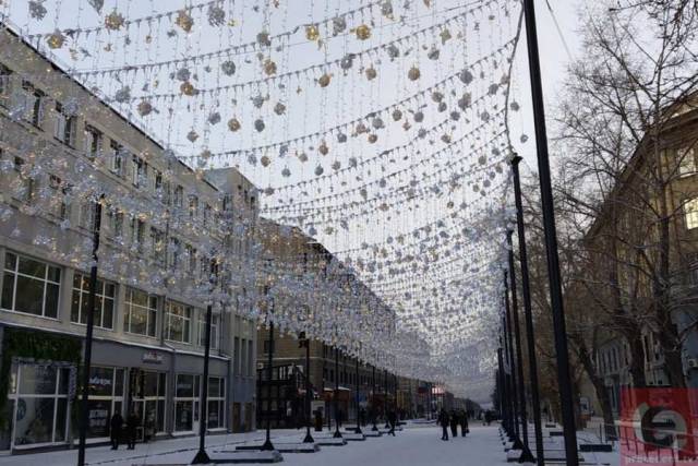 В Новосибирске улицу Ленина открыли для движения транспорта