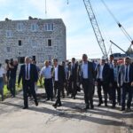 Под Новосибирском строят служебное жилье и возводят социальные объекты госконтракт 12 авг
