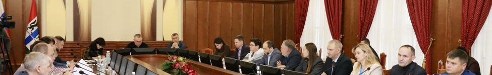 Развитие речного транспорта на Оби обсудили в Заксобрании НСО